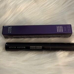Kevyn Aucoin Indecent Mascara in Black and Purple